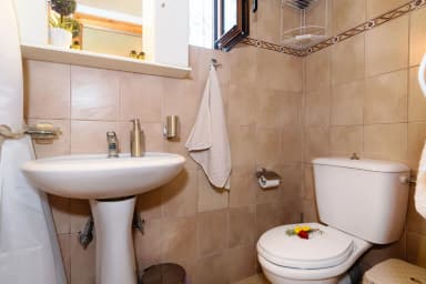 small photos on the bottom