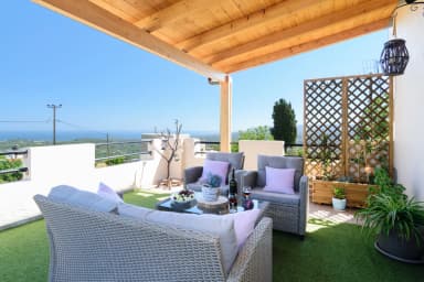 small photos on the bottom